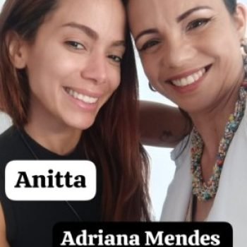 Cantora Anitta